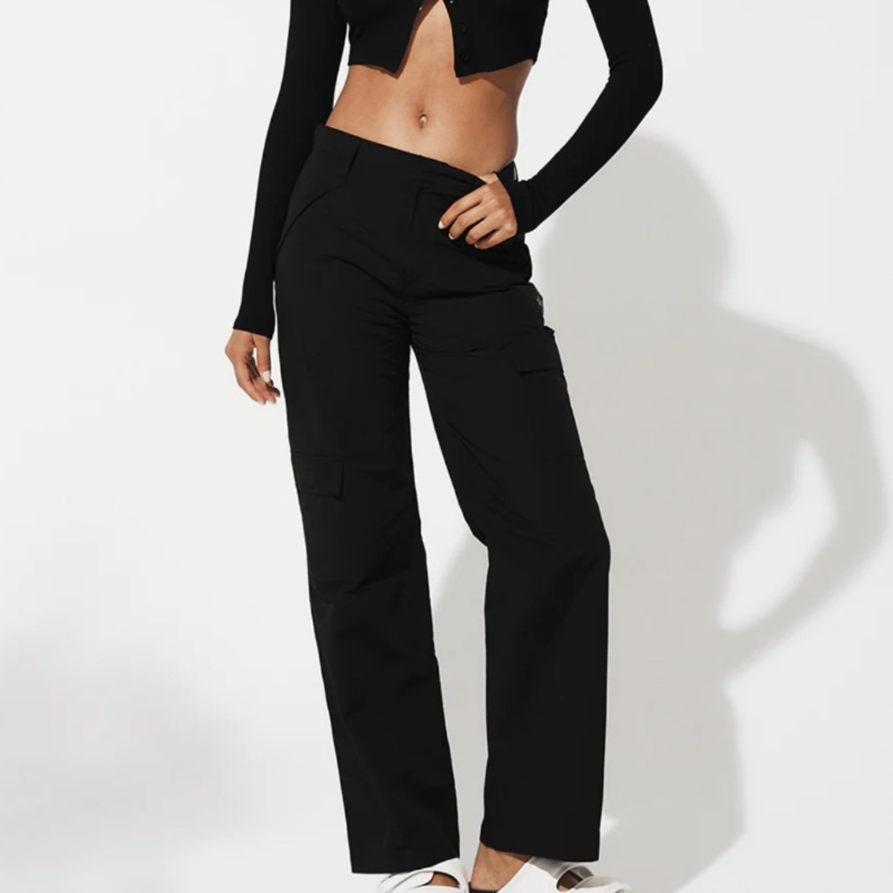 Alo The Edge Trouser Pant size M in black